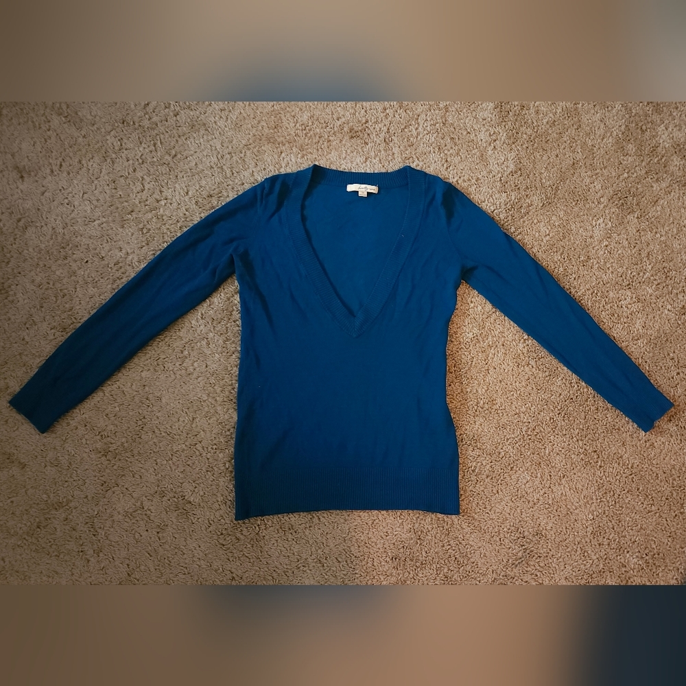 Twenty-one size Medium low cut shirt